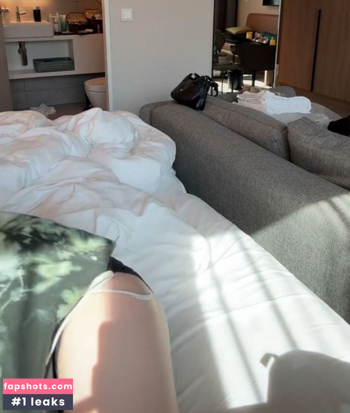 HoneyPuu gallery photo #64