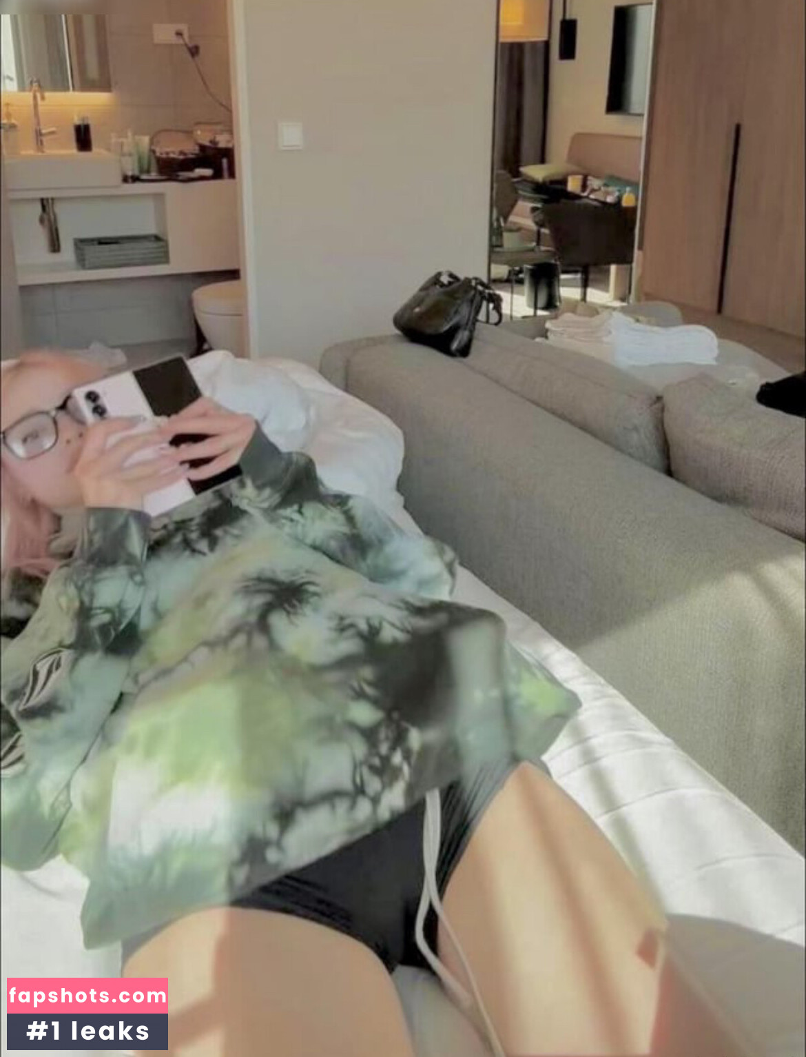 HoneyPuu gallery photo #65