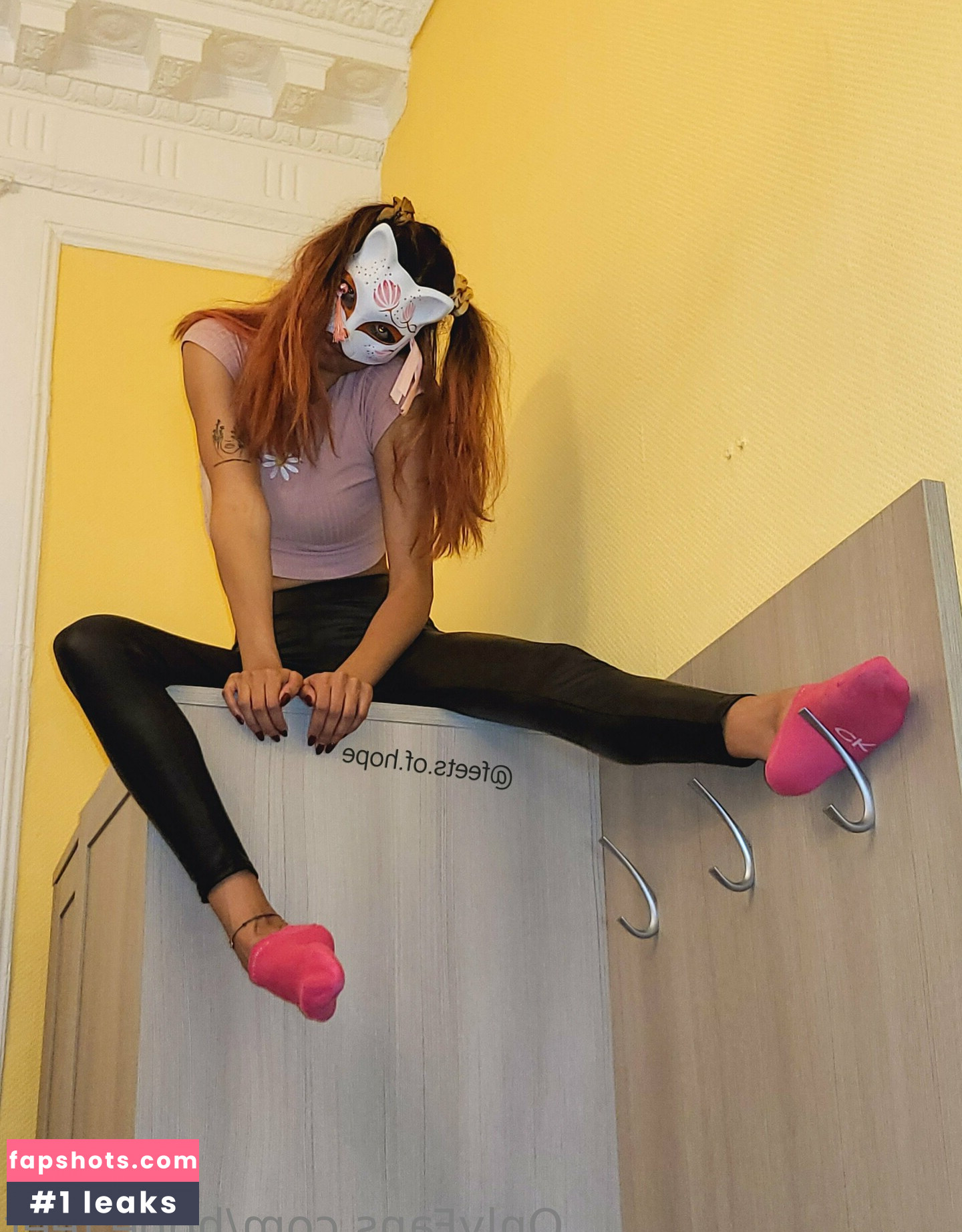 hope.feet gallery photo #20