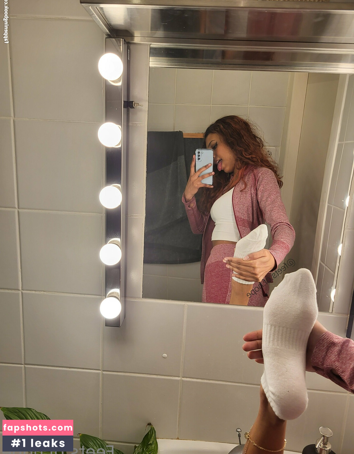 hope.feet gallery photo #5