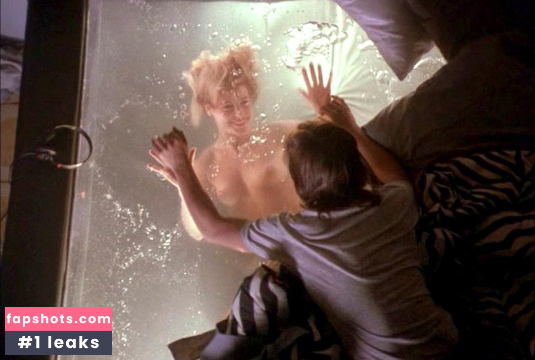 Hope Marie Carlton gallery photo #31