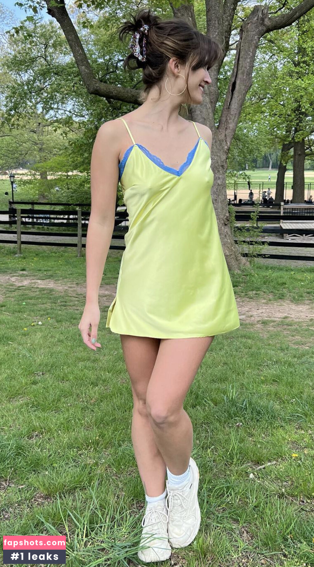 Hope Woodard gallery photo #2