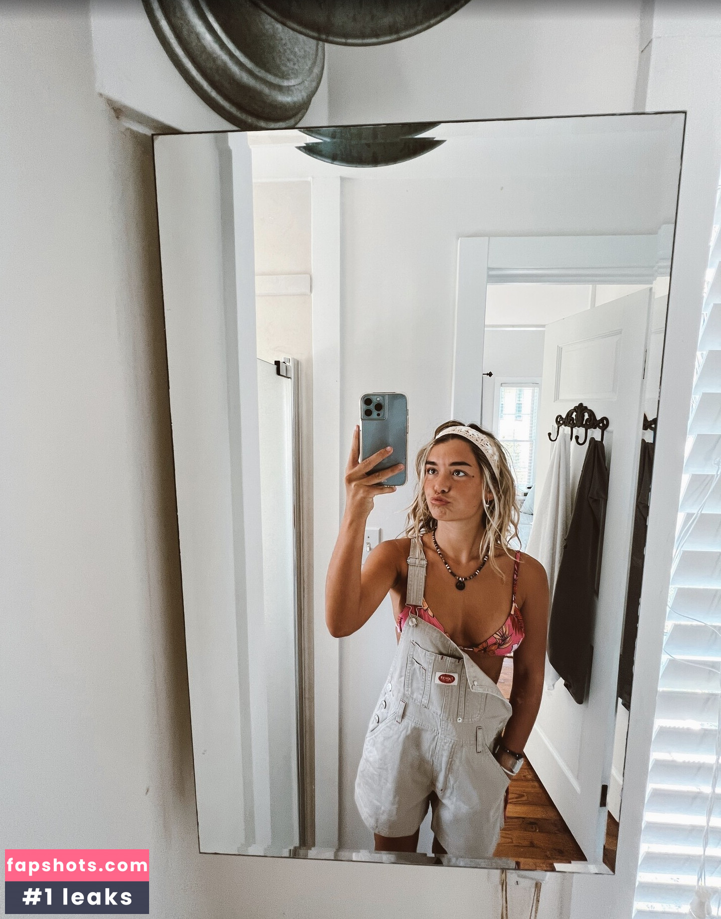 Hopie Schlenker gallery photo #82