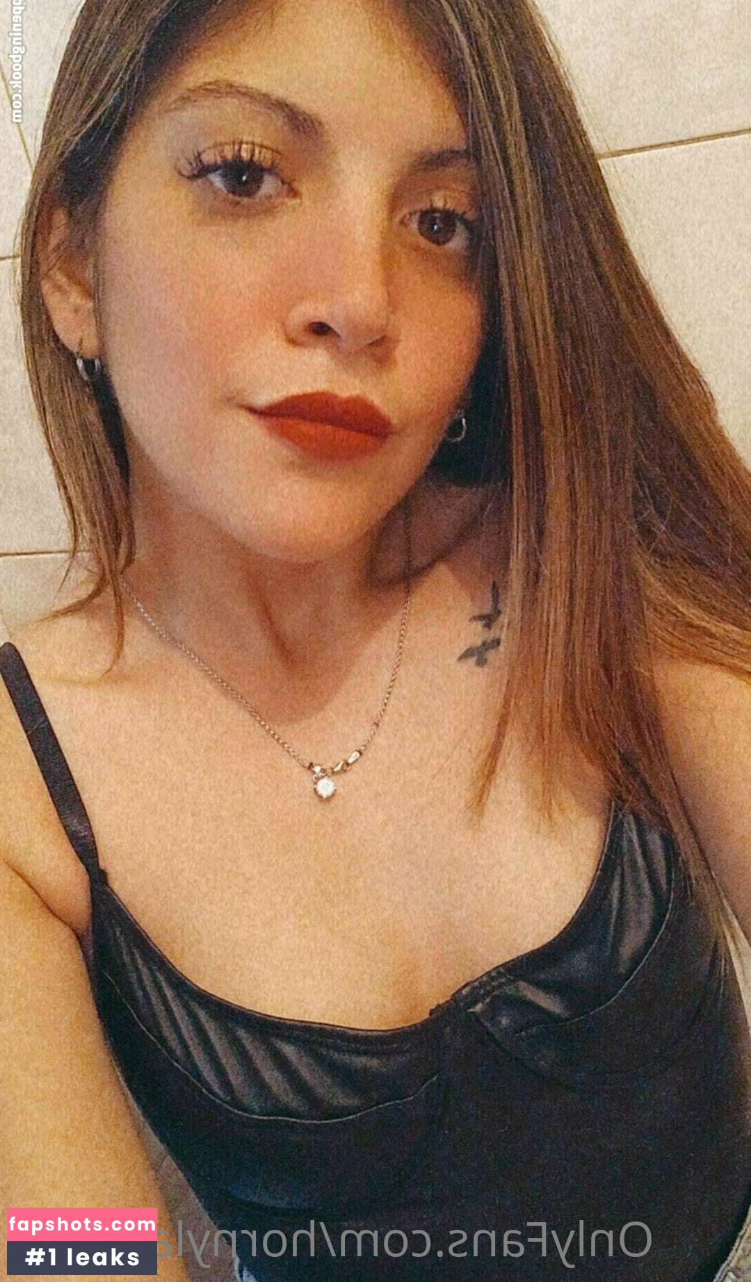 hornylatina26 gallery photo #29