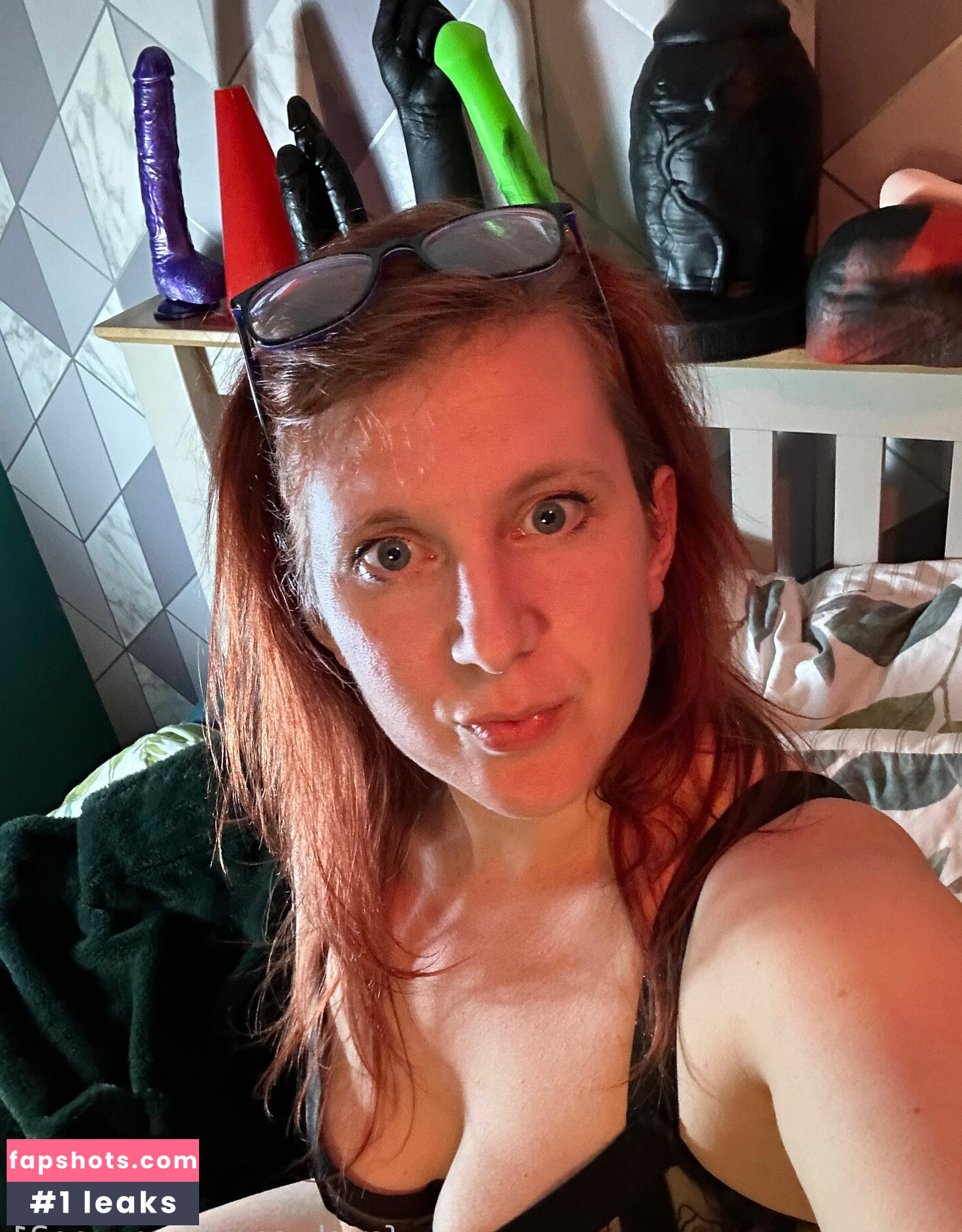 Hornyvee31 gallery photo #8