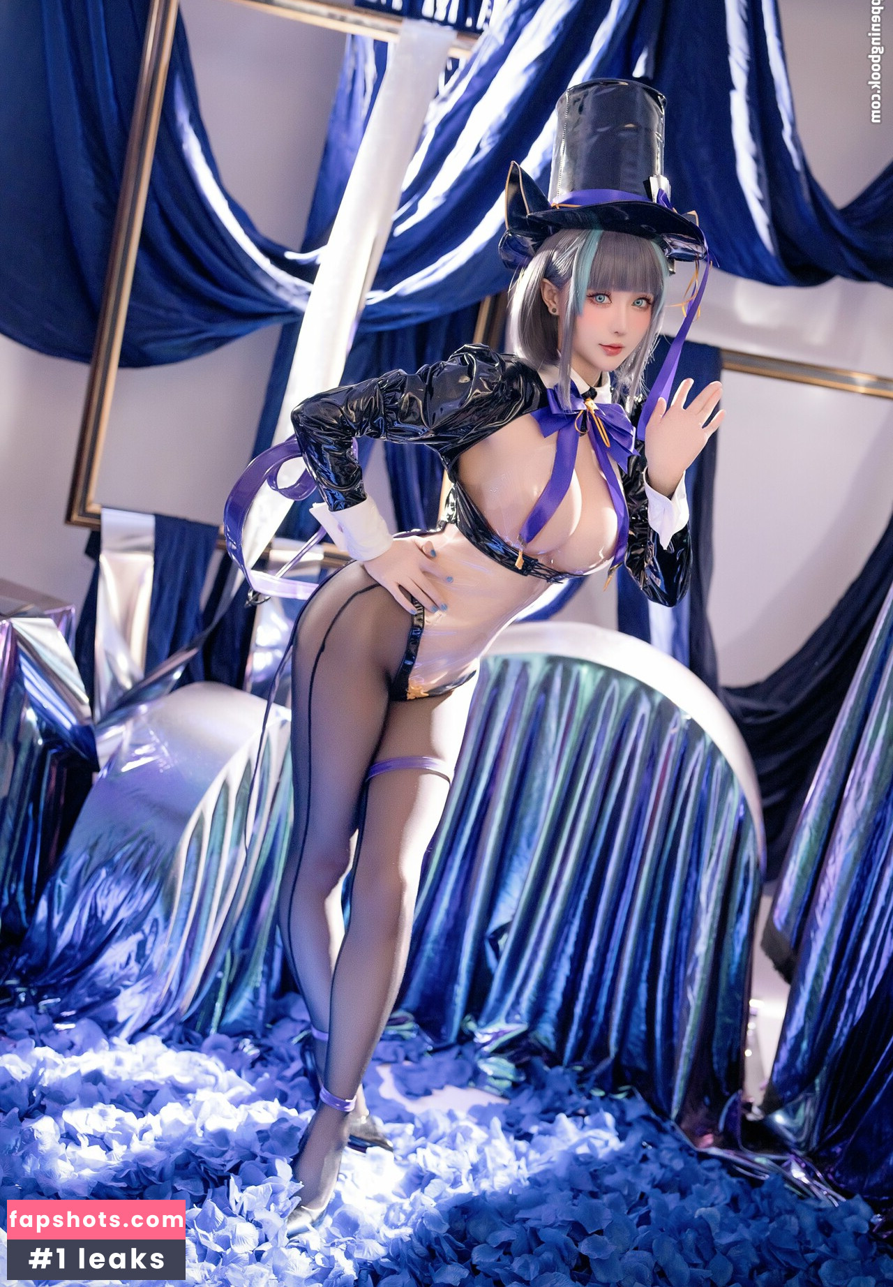 Hoshilily gallery photo #260