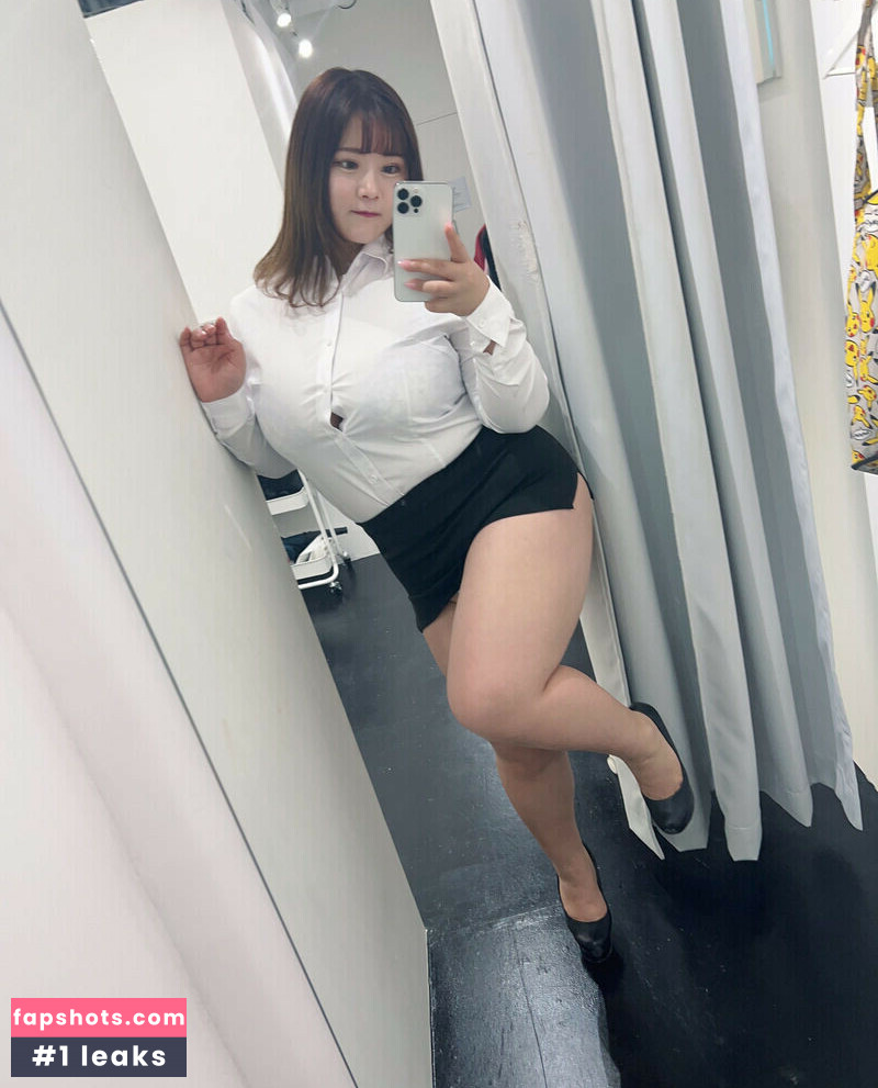 Hoshino Ume gallery photo #61