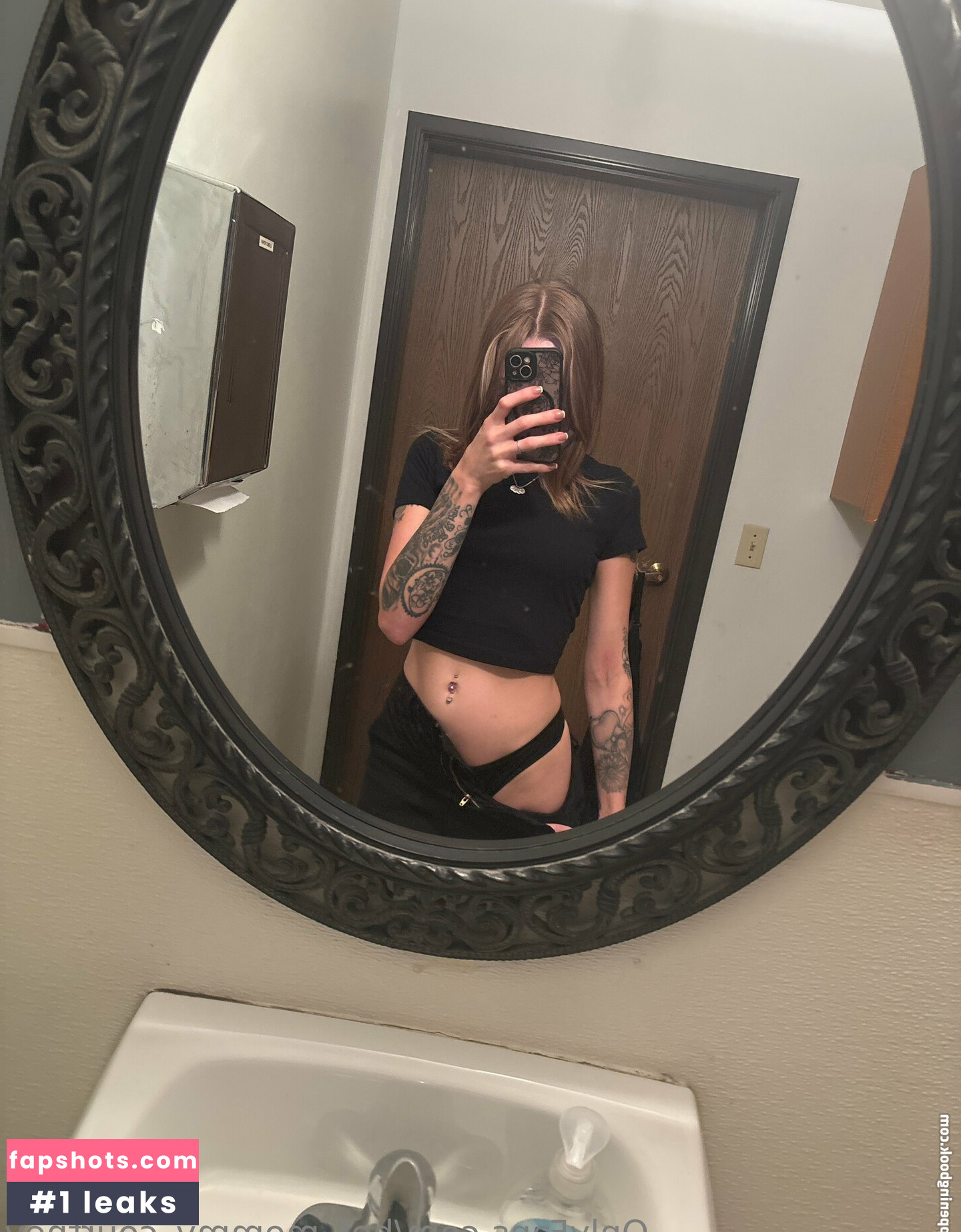 hot_mommy_courtney Filtración Desnuda OnlyFans Foto #2 - Fapshots