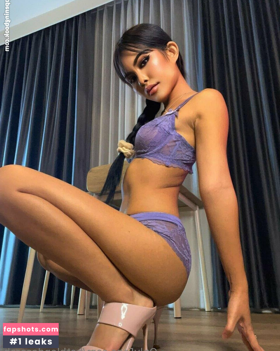 hotblondesarah gallery photo #2