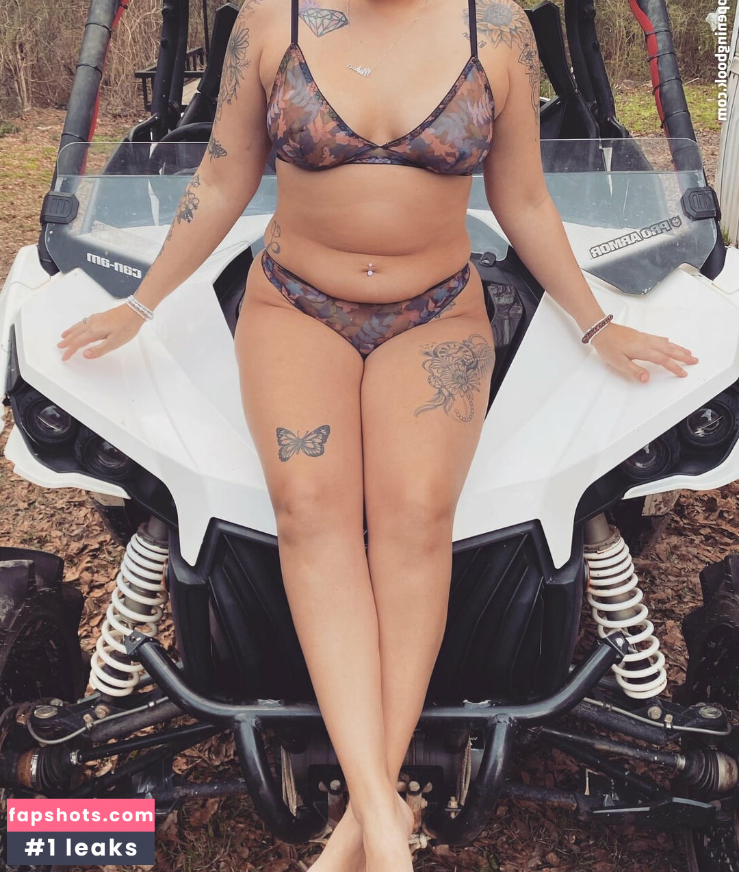 hotblondie95 gallery photo #4