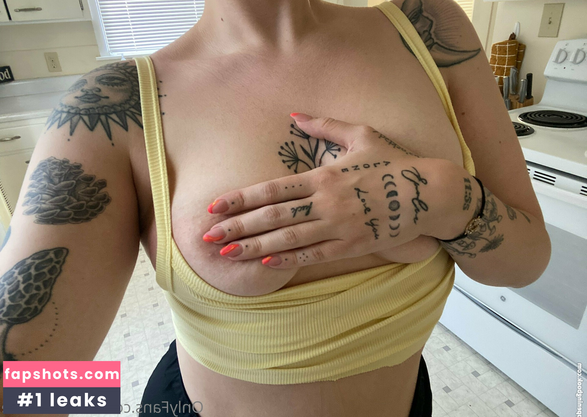 hotchellerae gallery photo #5