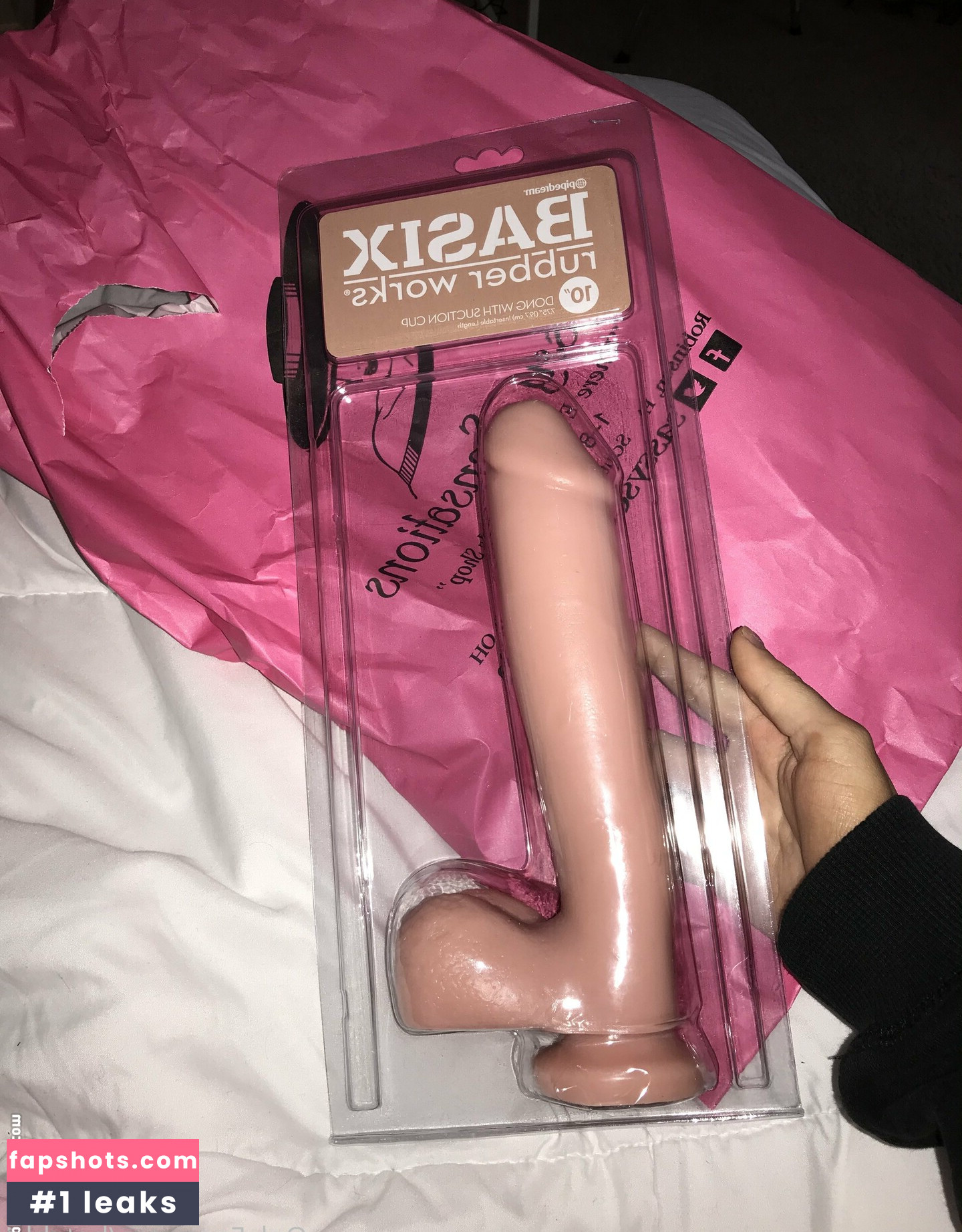 hotchk1 gallery photo #23