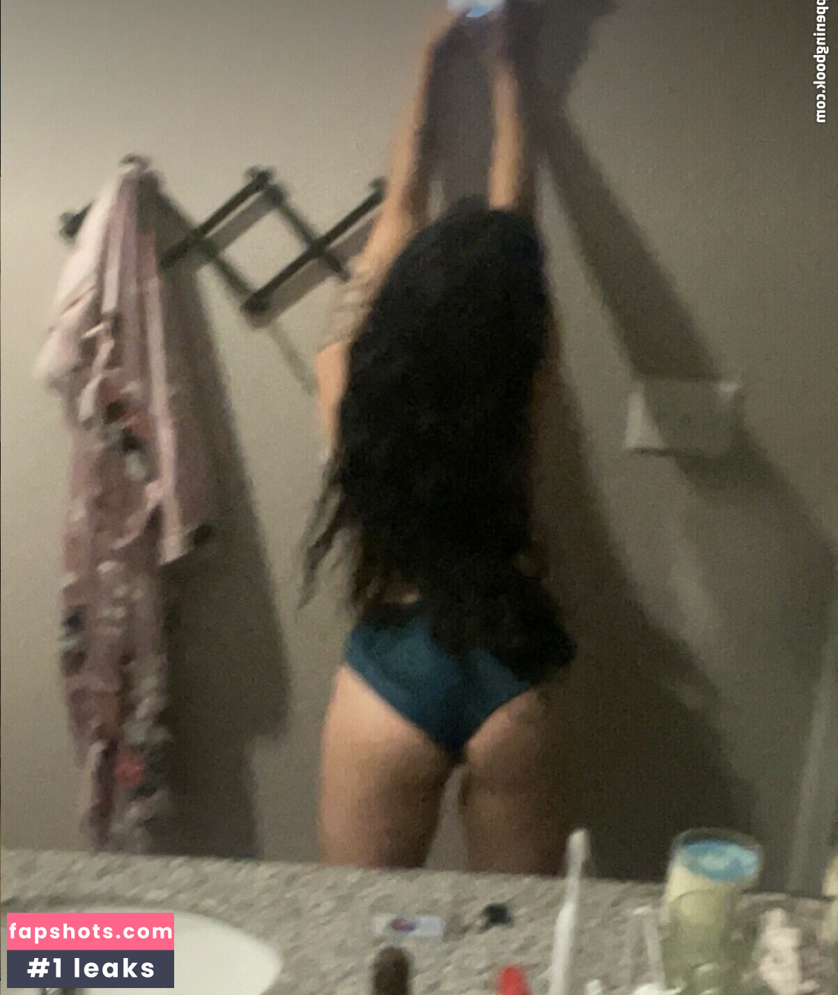 HotCoupleThangz gallery photo #13