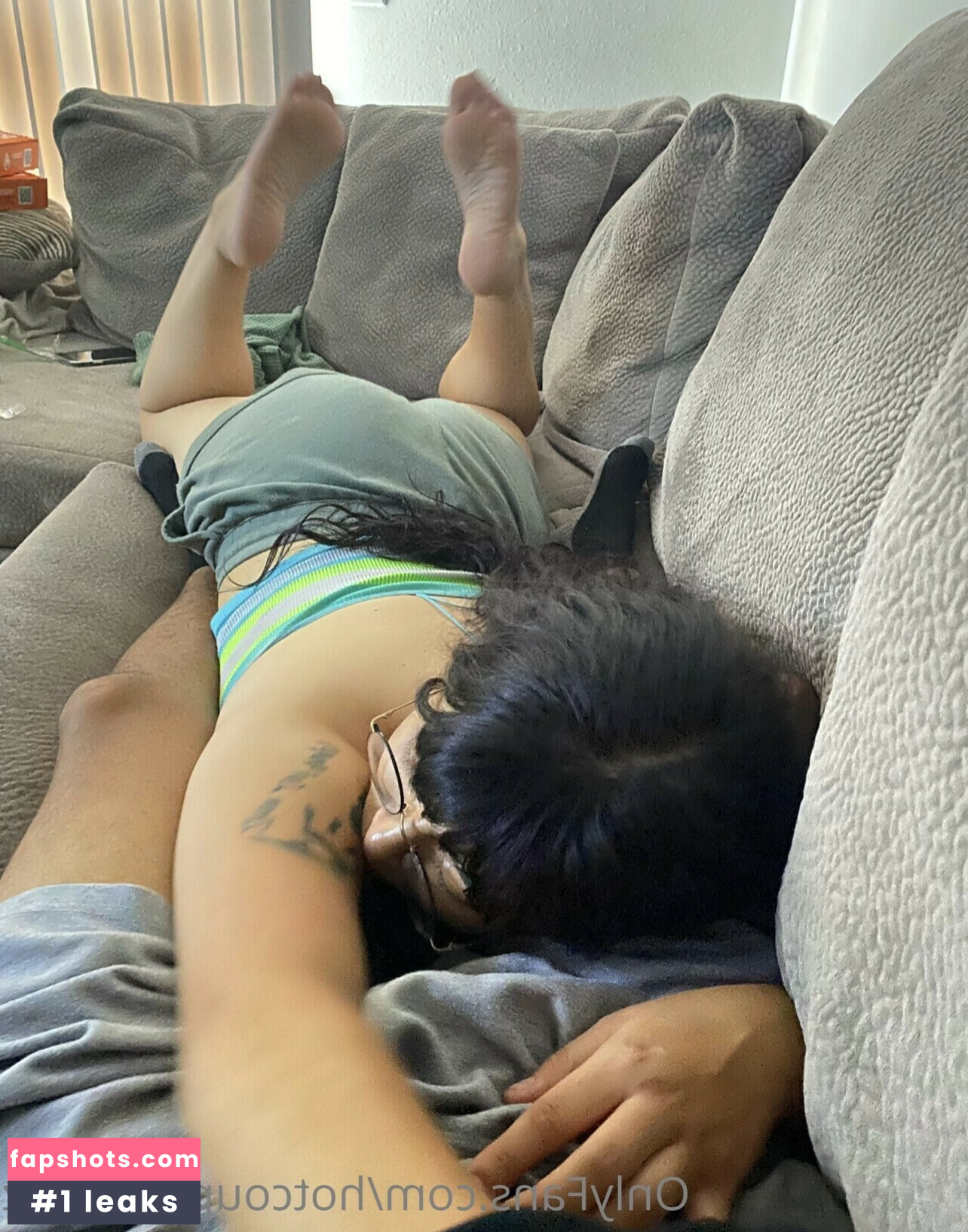 HotCoupleThangz gallery photo #8