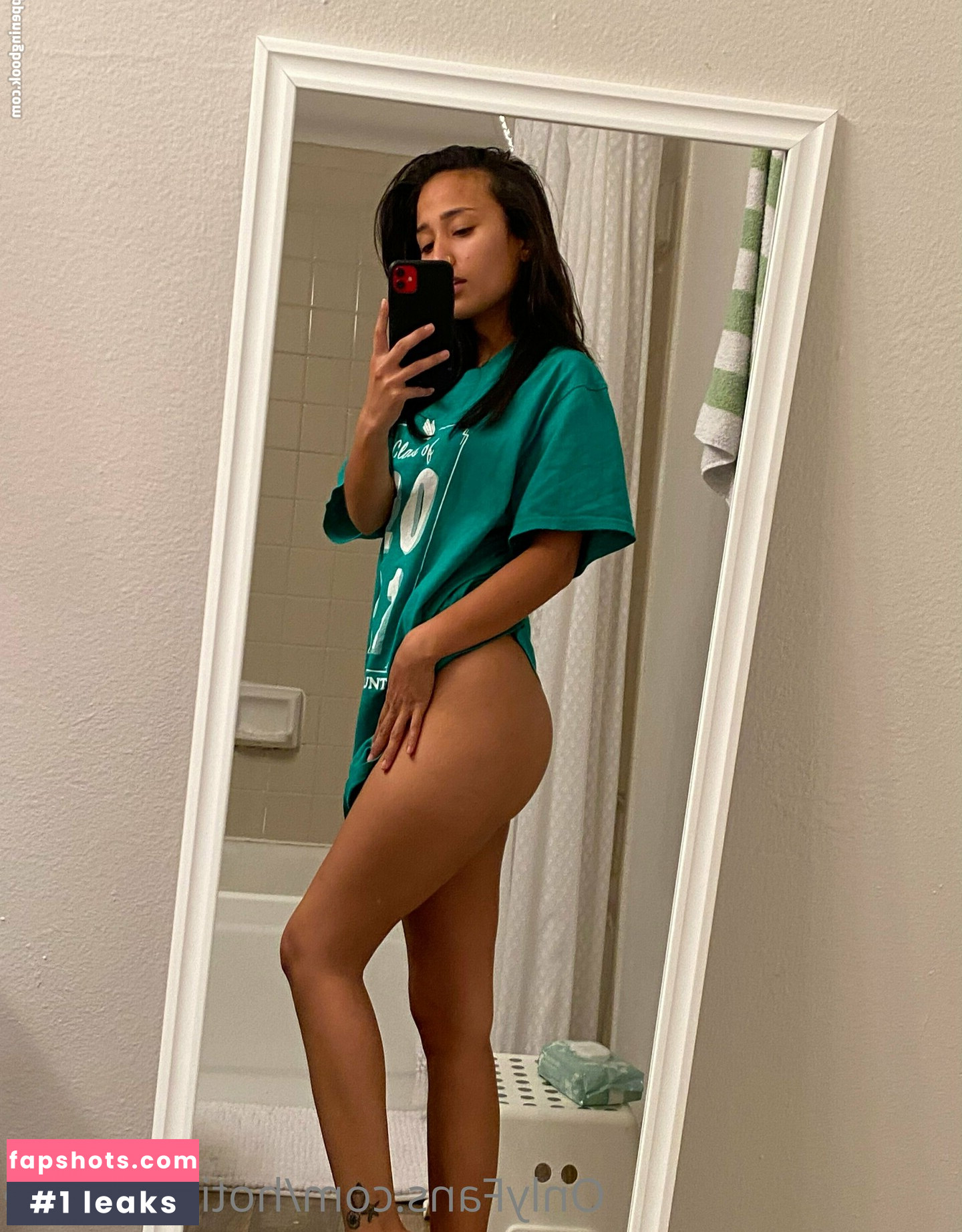 hotinlejungle nude babe gallery