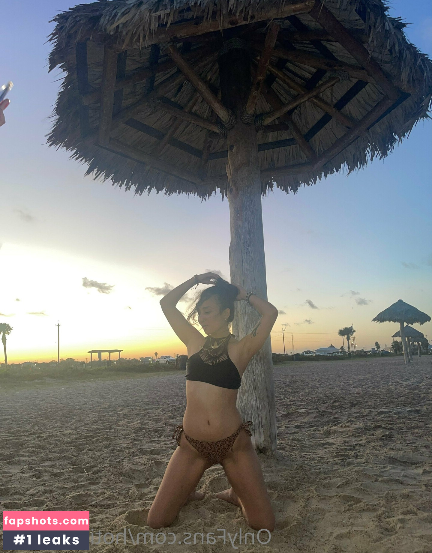 hotinlejungle gallery photo #19