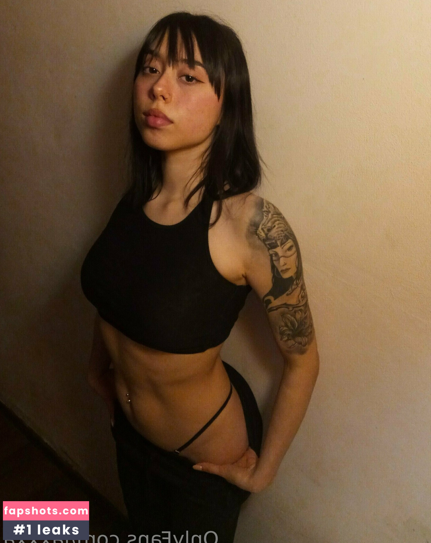 hotperson222 gallery photo #2