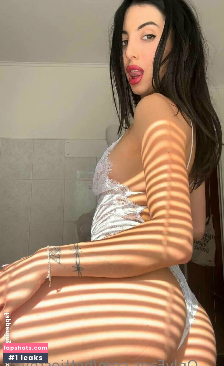 hottiestnyxx gallery photo #4