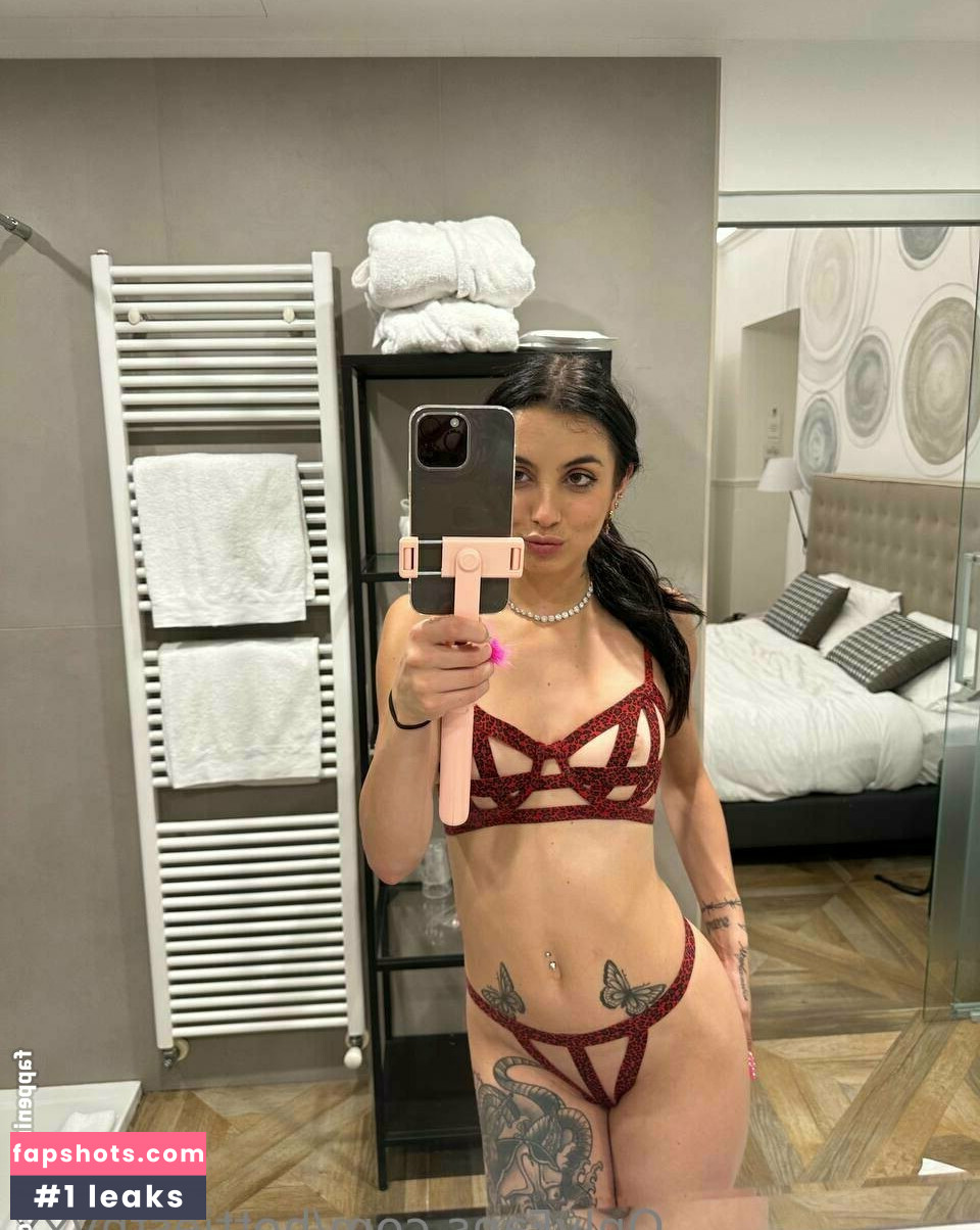 hottiestnyxx gallery photo #5