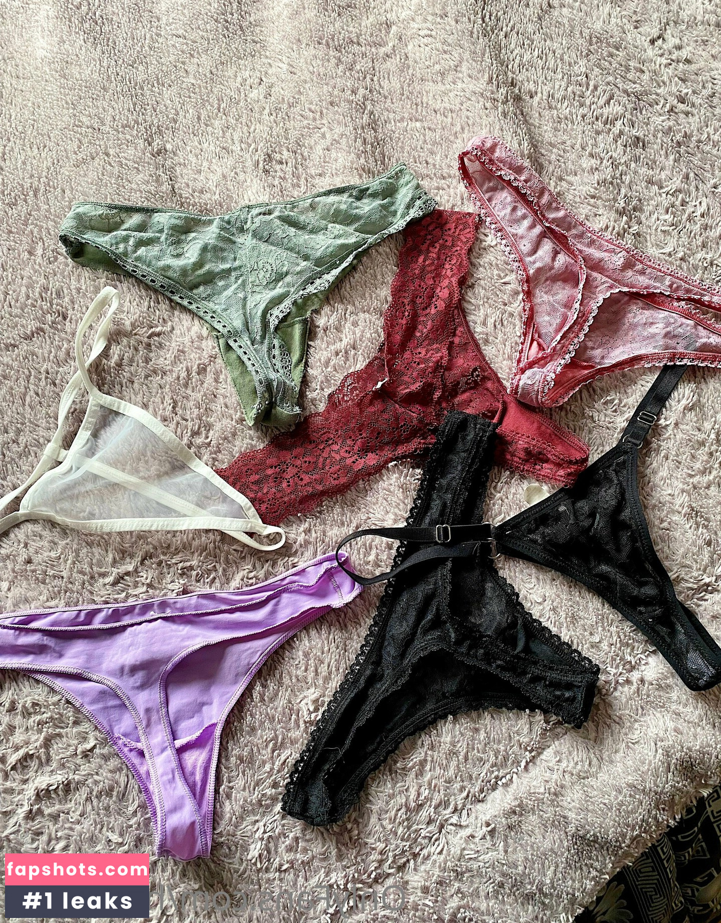 hottpeach gallery photo #6