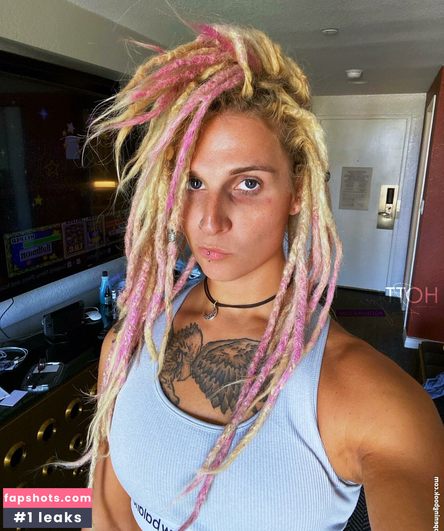 Hottrayne gallery photo #14