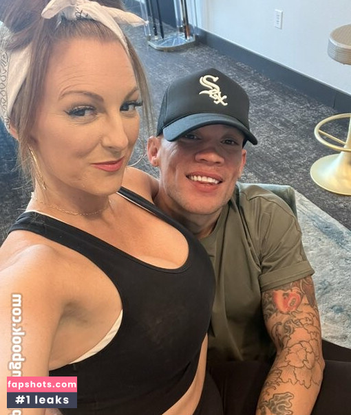 Hotwives XXX Nude Leaks OnlyFans Photos #187 - LeakJerk