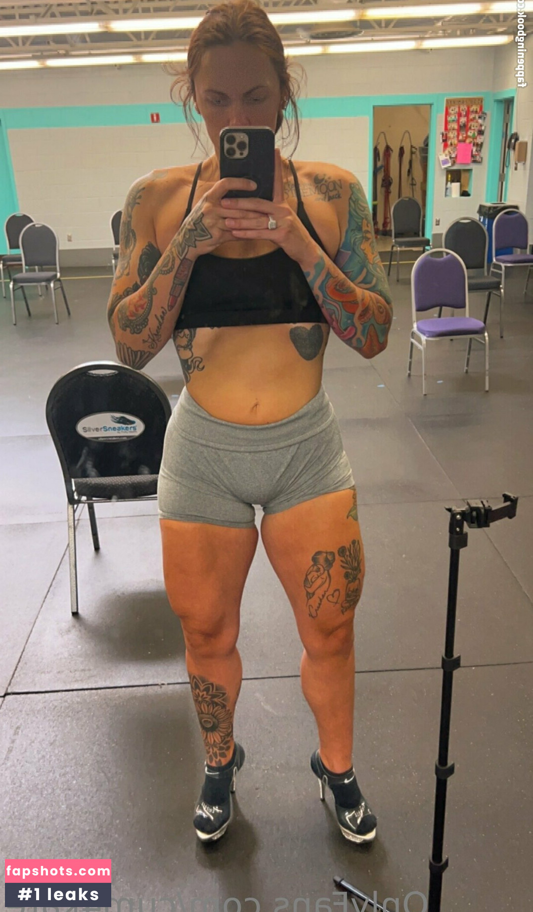 Hotwives XXX Nude Leaks OnlyFans Photos #200 - LeakJerk