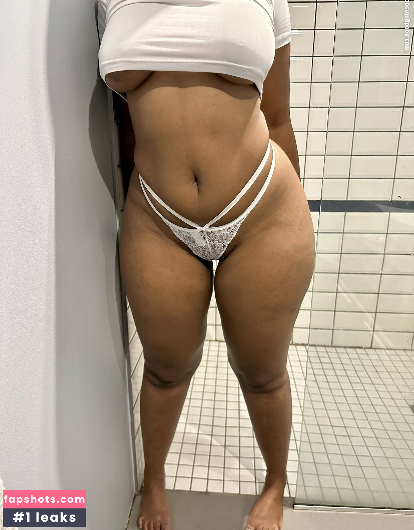 Hotwives XXX Nude Leaks OnlyFans Photos #252 - LeakJerk