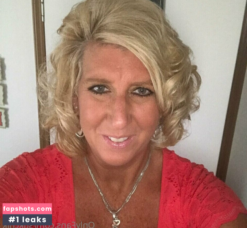 Hotwives XXX Nude Leaks OnlyFans Photos #300 - LeakJerk