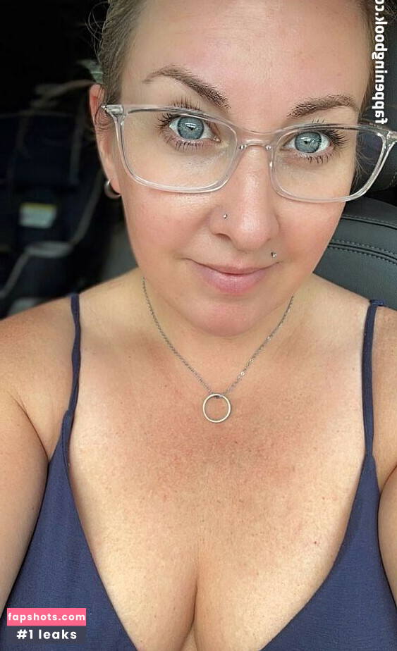 Hotwives XXX Nude Leaks OnlyFans Photos #314 - LeakJerk