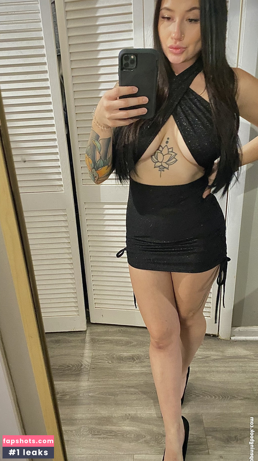 Hotwives XXX Nude Leaks OnlyFans Photos #417 - LeakJerk