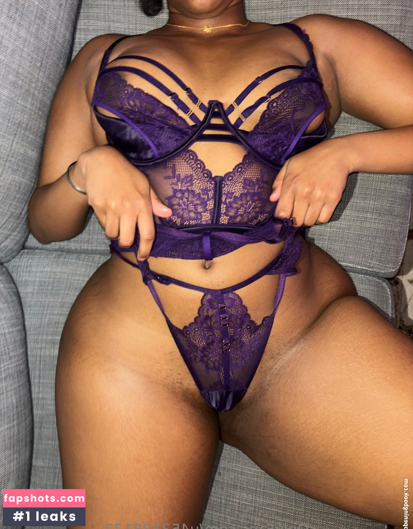 Hourglassebony23 gallery photo #9