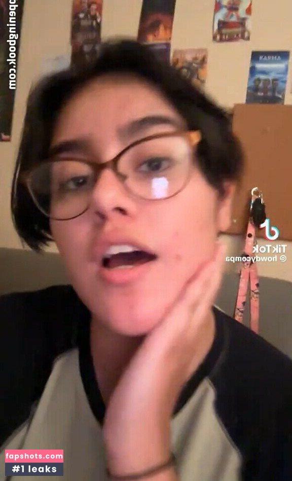 Howdycompa nude babe gallery