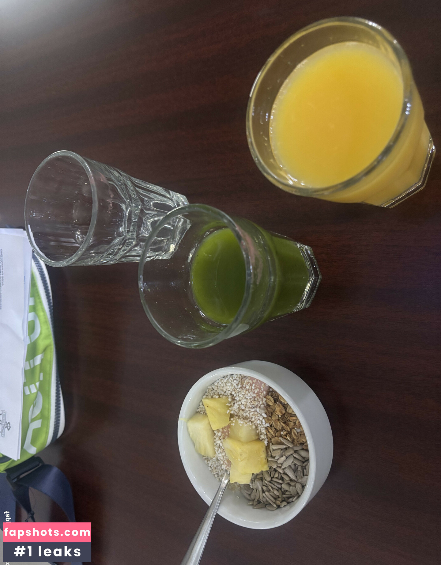 Howdycompa gallery photo #9