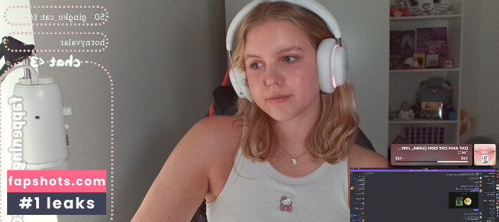 HoxieLoxie gallery photo #34