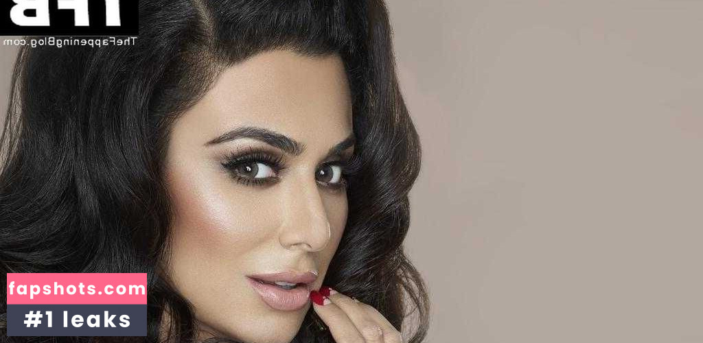 Huda Kattan gallery photo #2