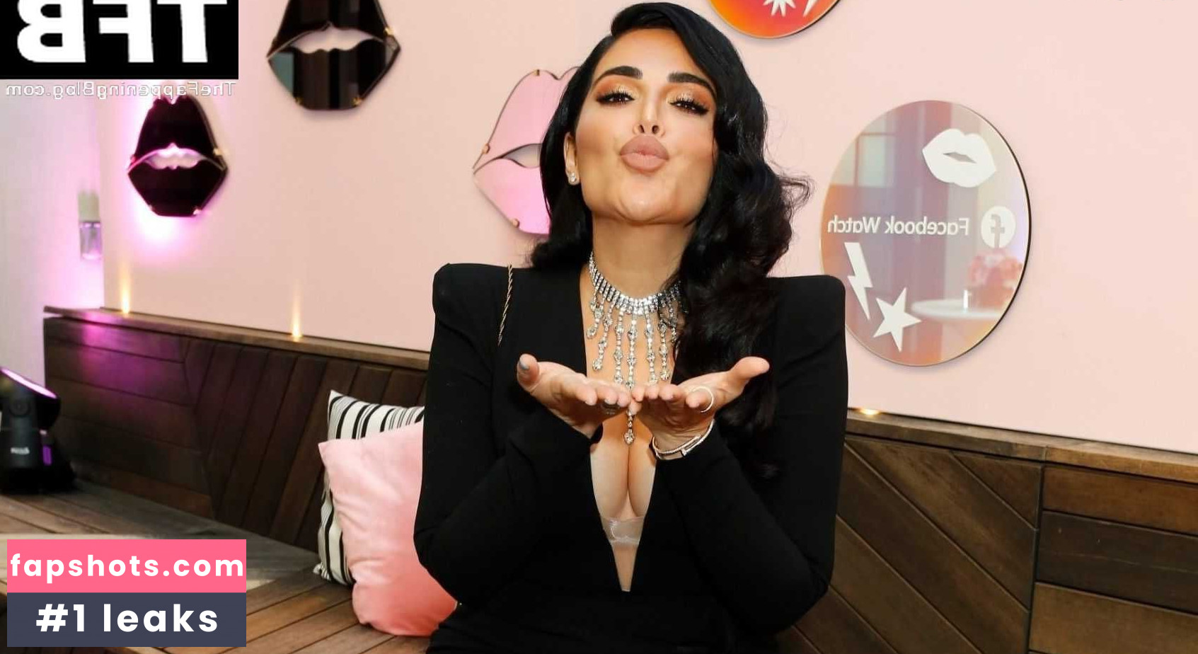 Huda Kattan gallery photo #3