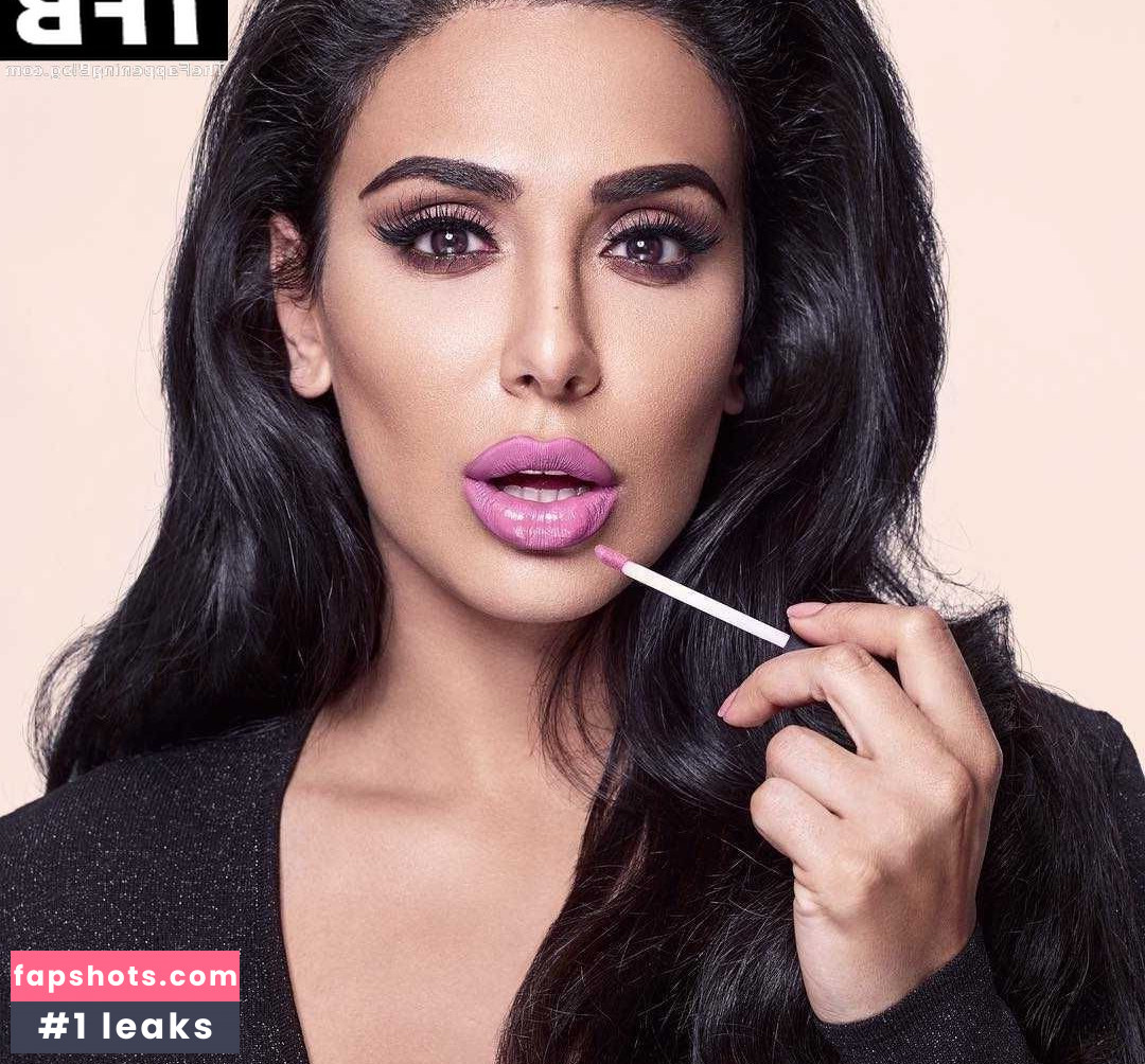 Huda Kattan gallery photo #44