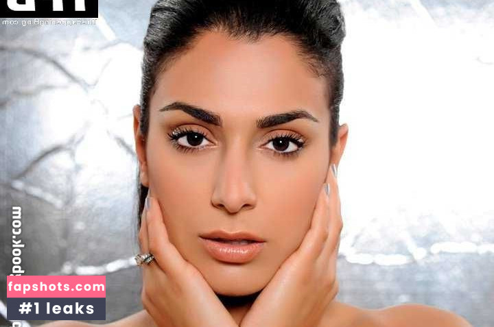 Huda Kattan gallery photo #49