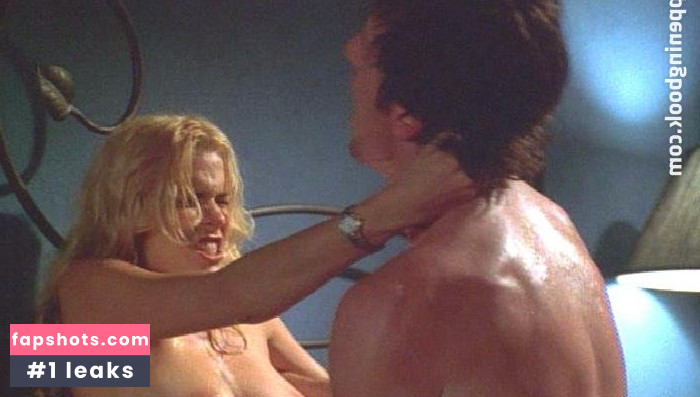 Hudson Leick gallery photo #10