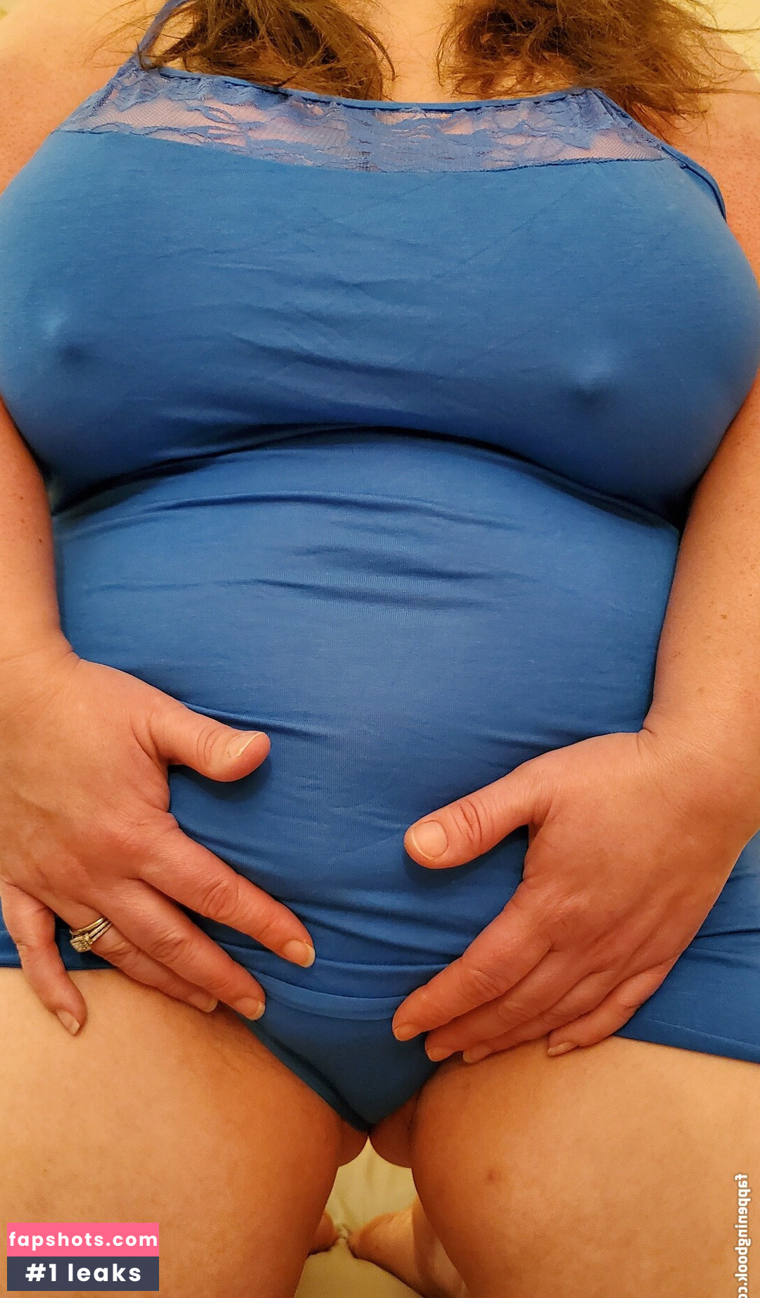 hugetittiebabexxxfree