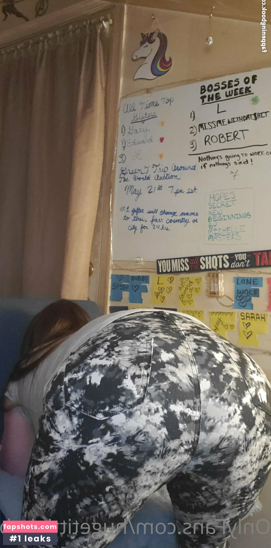 hugetittiebabexxxfree Filtración Desnuda OnlyFans Foto #21 - Fapshots