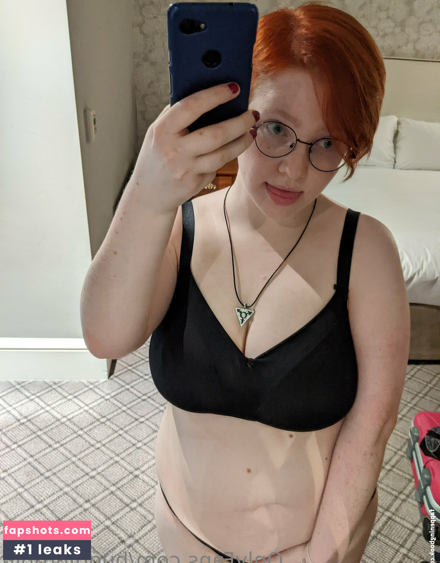 hugginrobin gallery photo #4