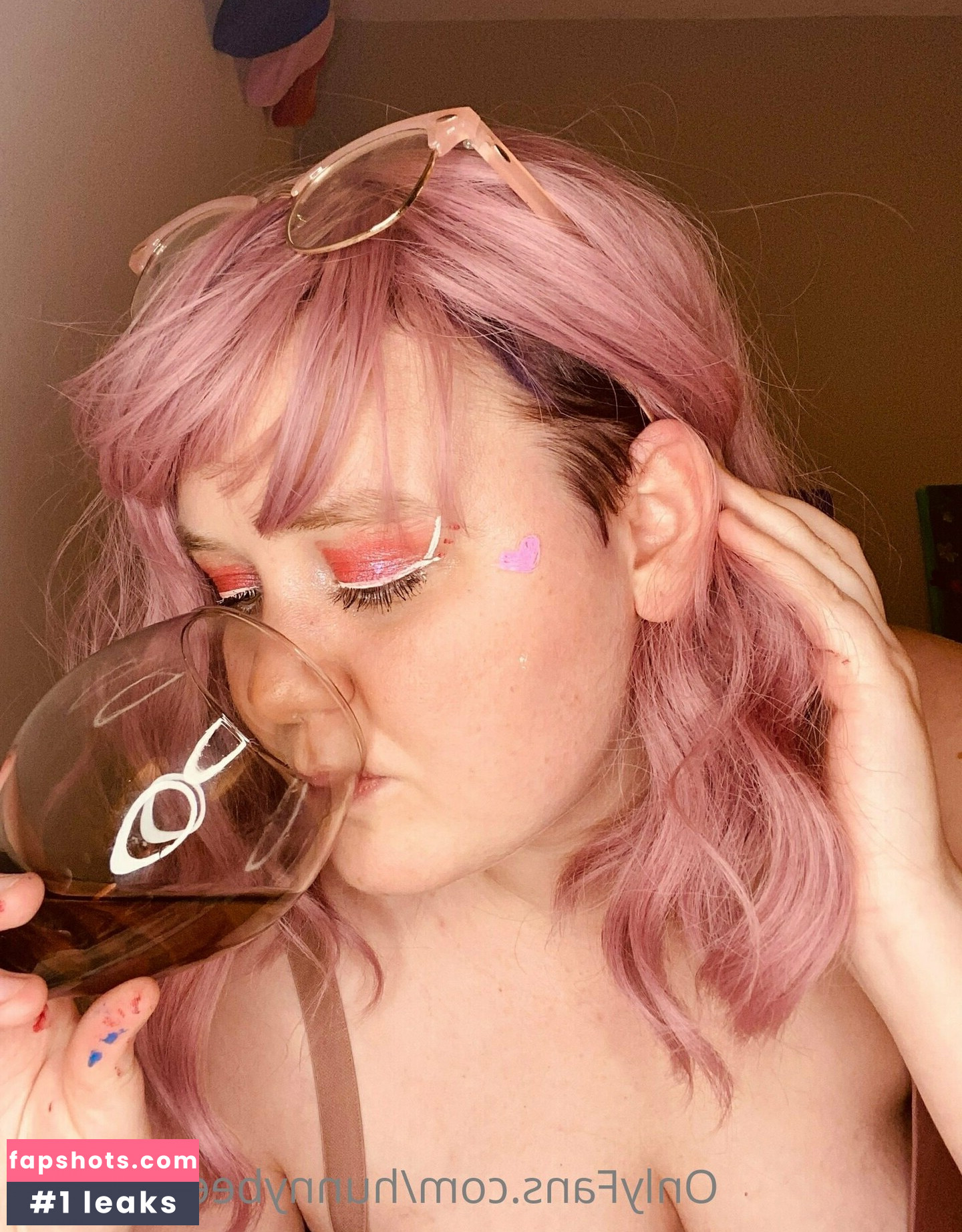 hunnybeesarecool gallery photo #15