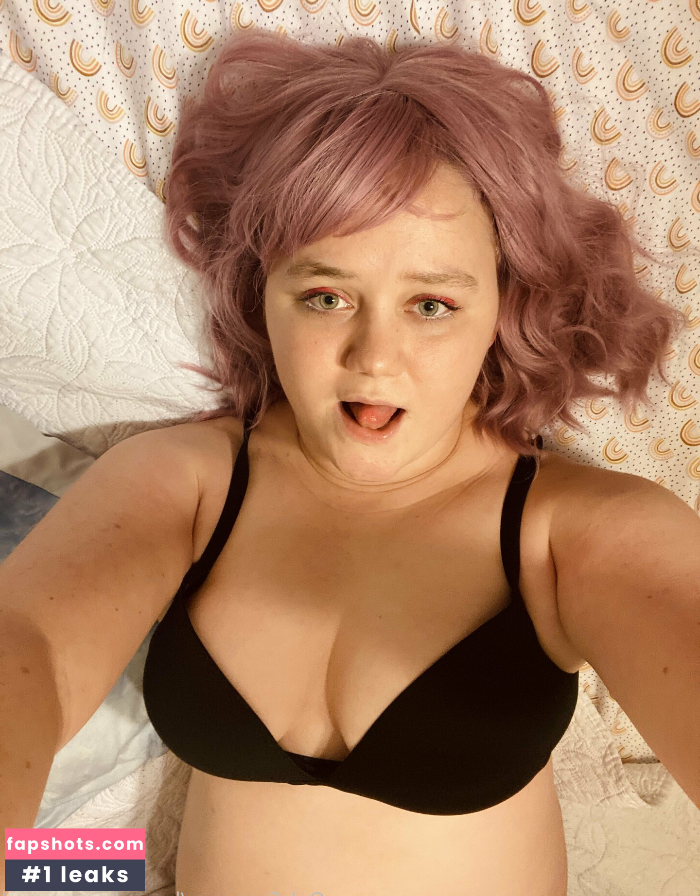 hunnybeesarecool gallery photo #6