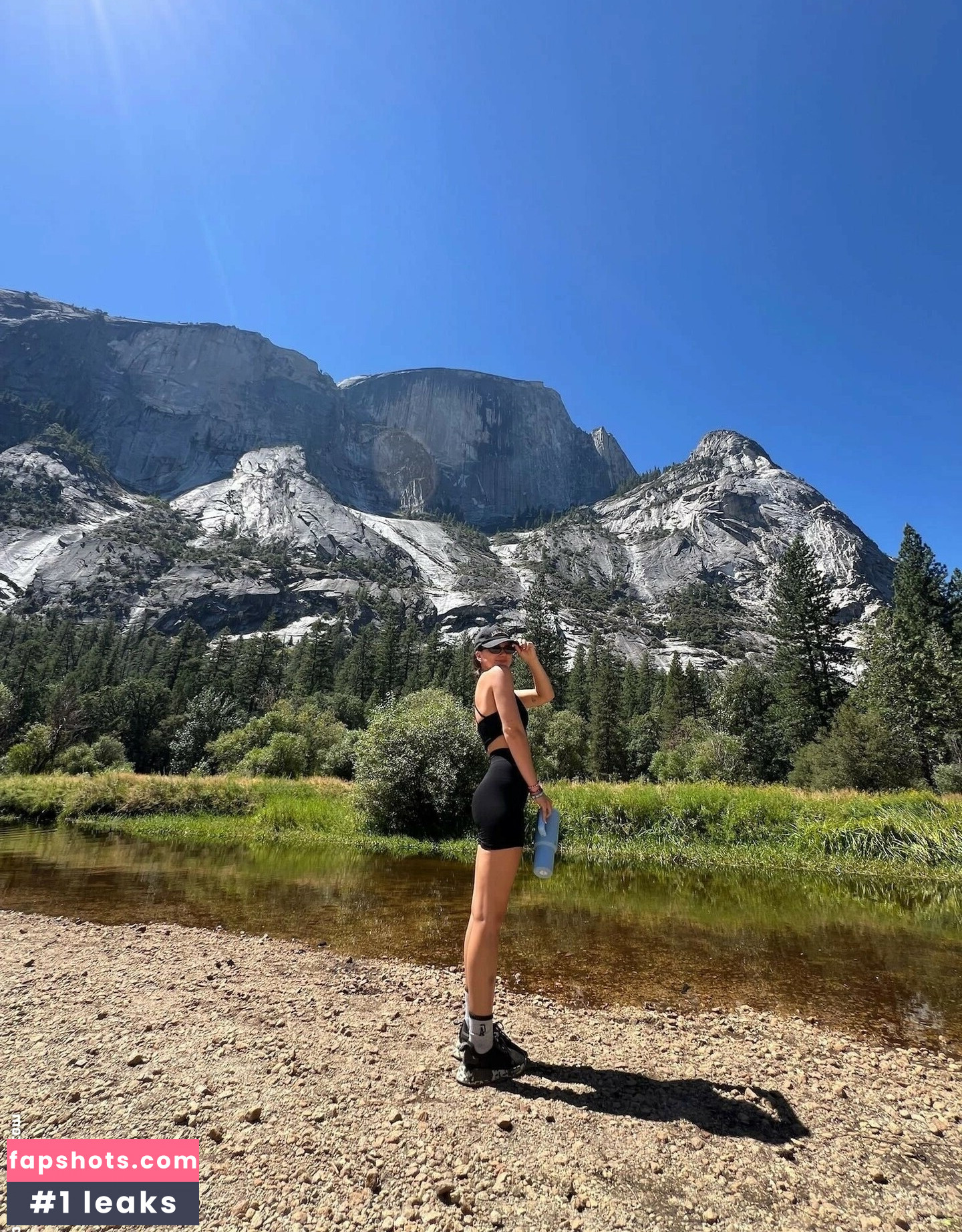 Hunter Deno gallery photo #23