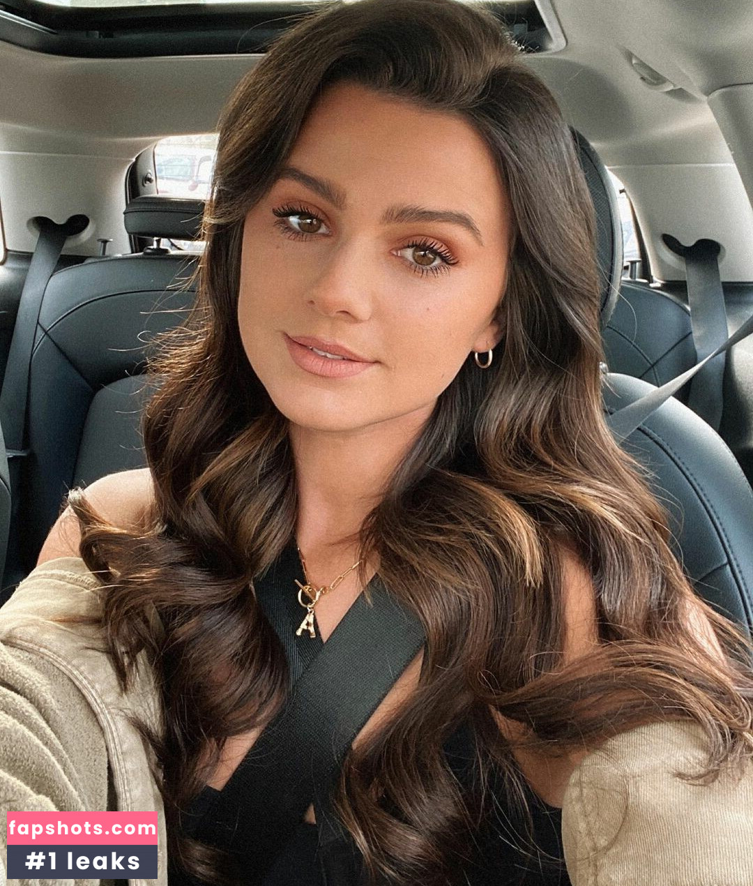 Hunter Deno gallery photo #30