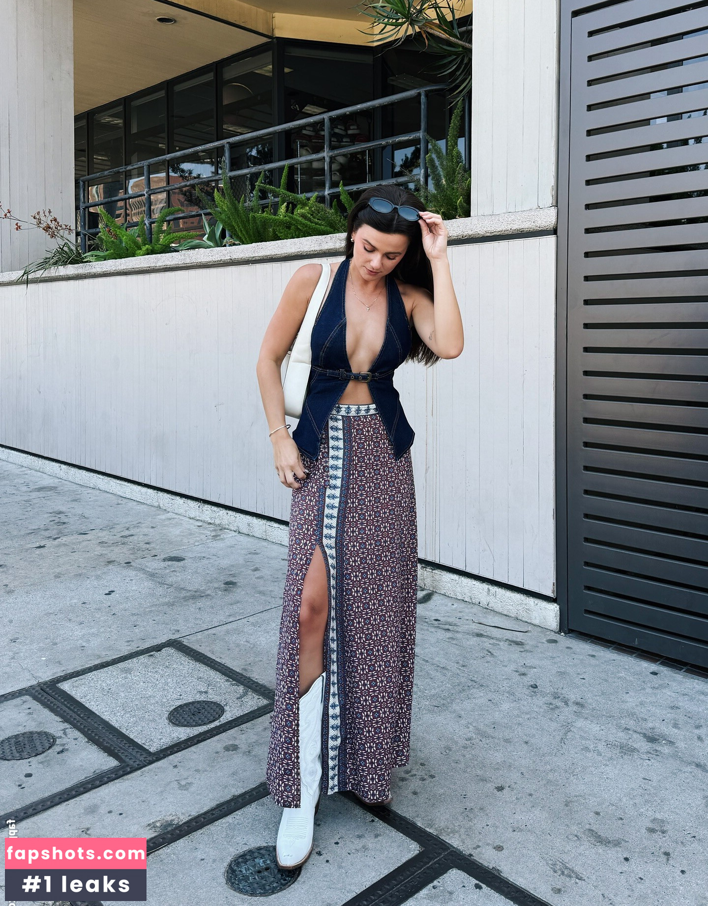 Hunter Deno gallery photo #6