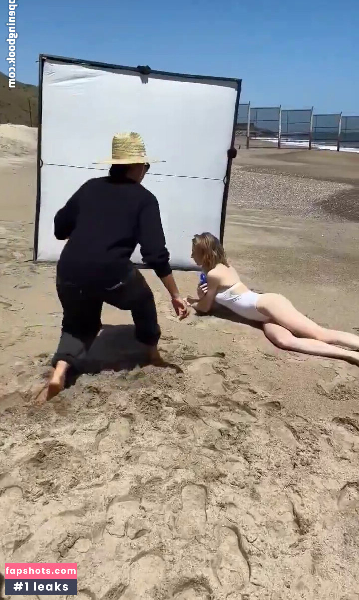 Hunter Schafer Nude Leaks OnlyFans Photos #115 - LeakJerk