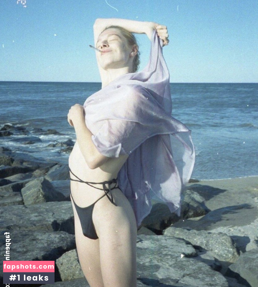 Hunter Schafer Nude Leaks OnlyFans Photos #157 - LeakJerk